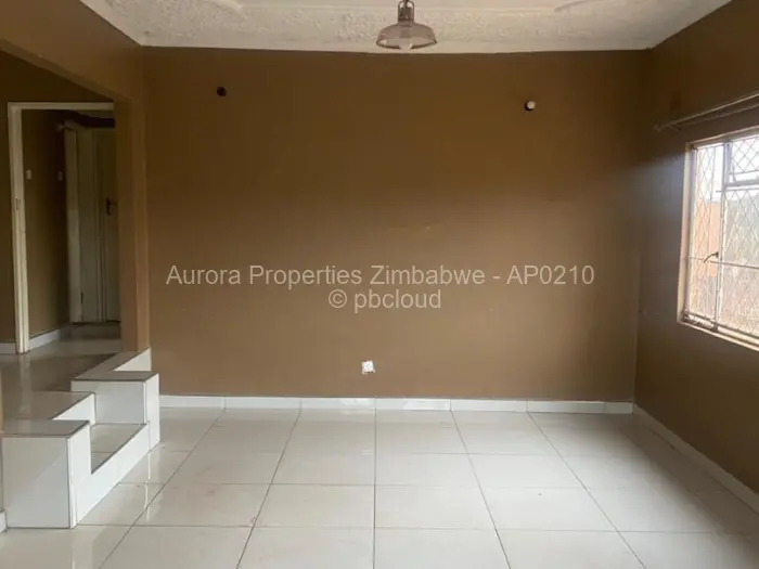 4 Bedroom House to Rent in Warren Park, Harare