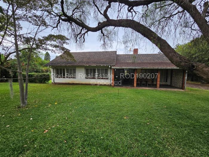 2 Bedroom House for Sale in Eastlea, Harare