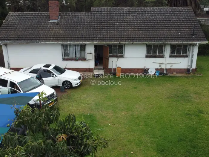 2 Bedroom House for Sale in Eastlea, Harare