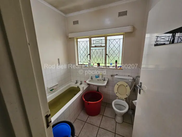 2 Bedroom House for Sale in Eastlea, Harare