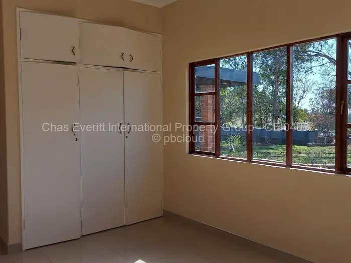 4 Bedroom House for Sale in Hillside Byo, Bulawayo