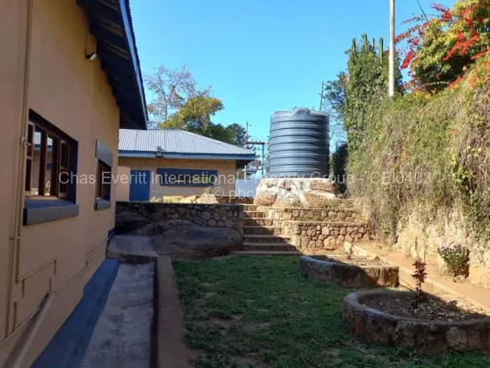 4 Bedroom House for Sale in Hillside Byo, Bulawayo