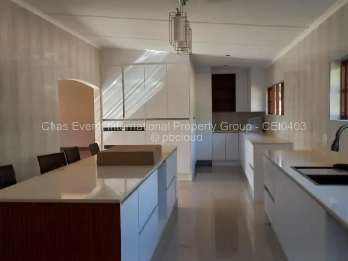 4 Bedroom House for Sale in Hillside Byo, Bulawayo