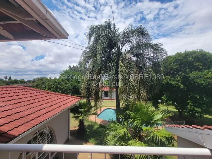 5 Bedroom House for Sale in Kumalo, Bulawayo