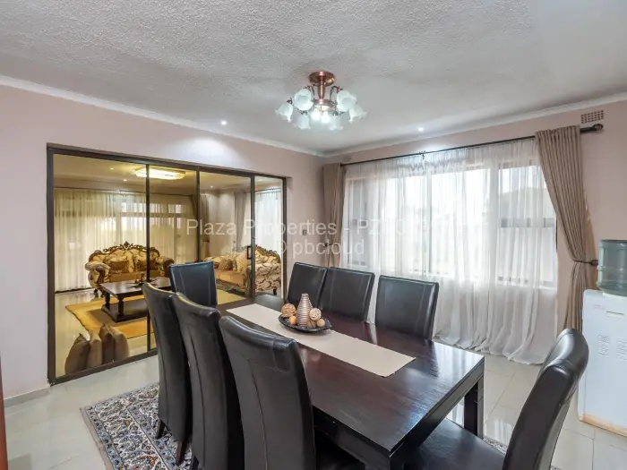 5 Bedroom House for Sale in Hogerty Hill, Harare