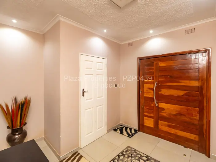 5 Bedroom House for Sale in Hogerty Hill, Harare