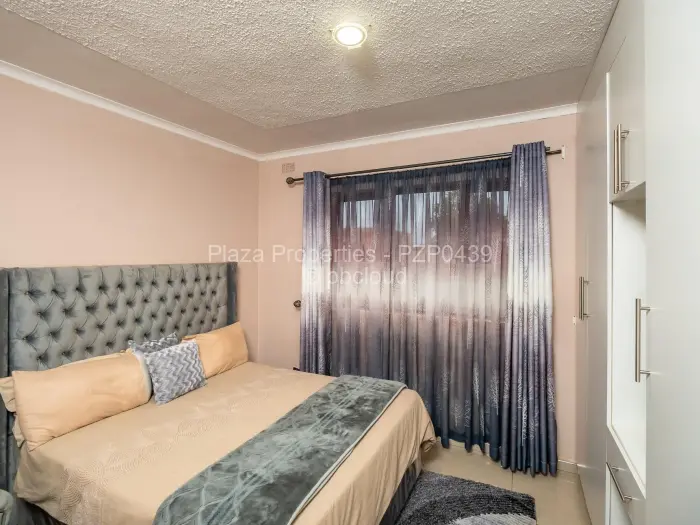 5 Bedroom House for Sale in Hogerty Hill, Harare