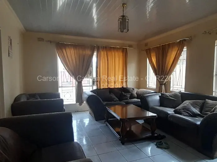 3 Bedroom House for Sale in Chitungwiza, Chitungwiza