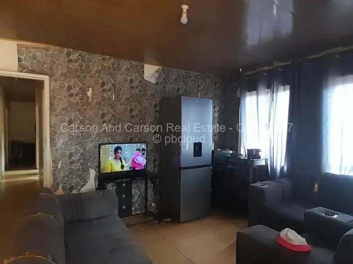 4 Bedroom House for Sale in Dzivarasekwa, Harare