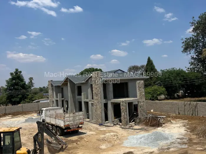 Townhouse/Cluster for Sale in Marlborough, Harare