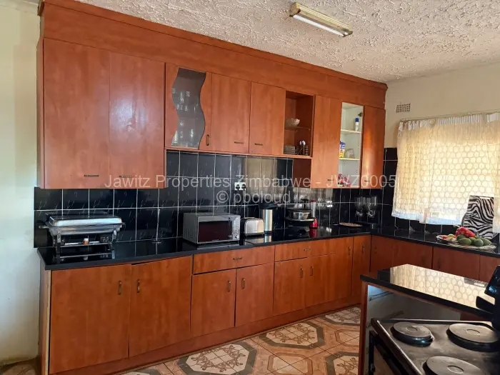 5 Bedroom House for Sale in Marondera, Marondera