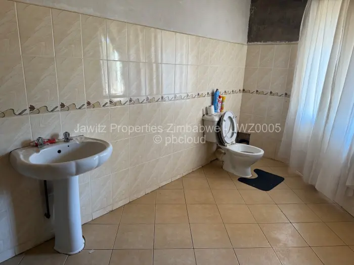 5 Bedroom House for Sale in Marondera, Marondera