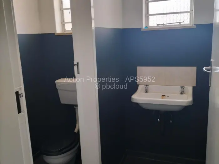 Warehouse/Industrial to Rent in Graniteside, Harare