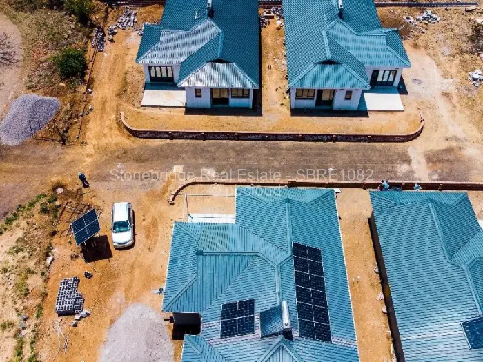 Townhouse/Cluster for Sale in Buena Vista, Bulawayo