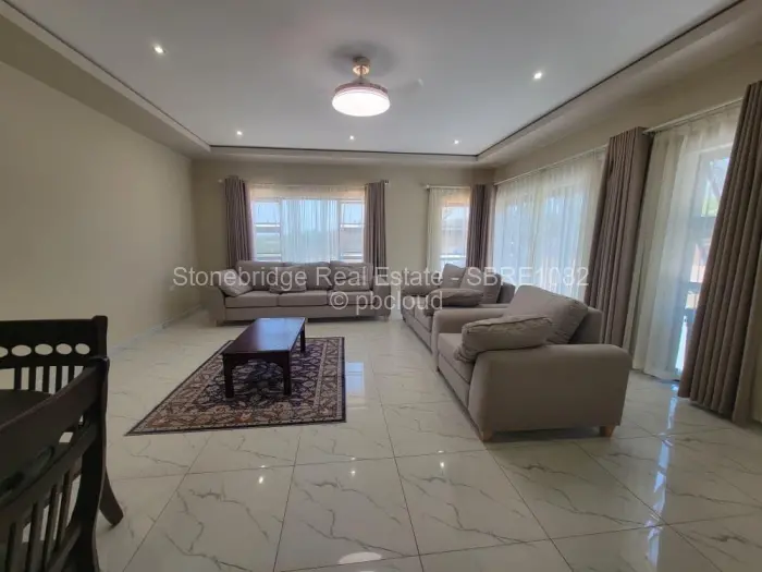 Townhouse/Cluster for Sale in Buena Vista, Bulawayo