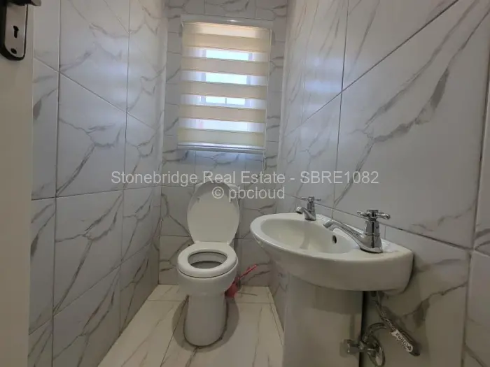 Townhouse/Cluster for Sale in Buena Vista, Bulawayo