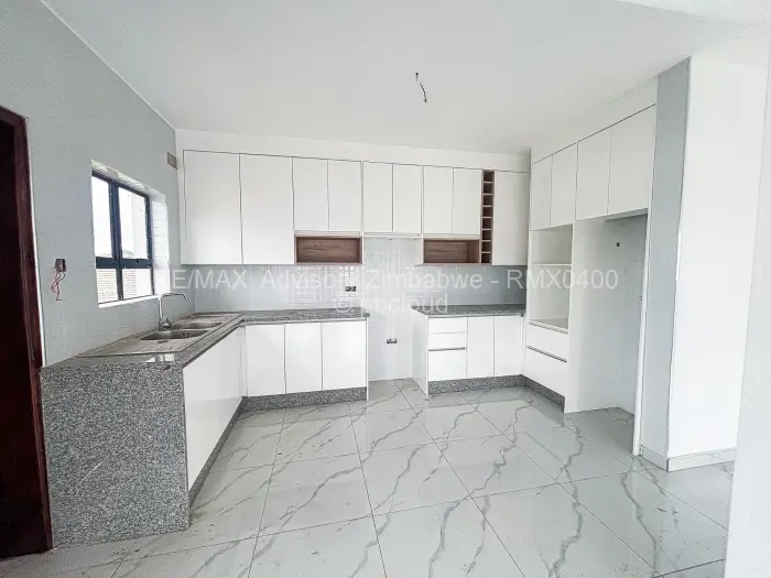 Townhouse/Cluster for Sale in Hatfield, Harare