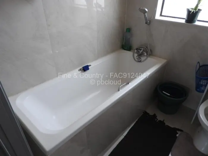 4 Bedroom House for Sale in Haydon Park, Mazowe