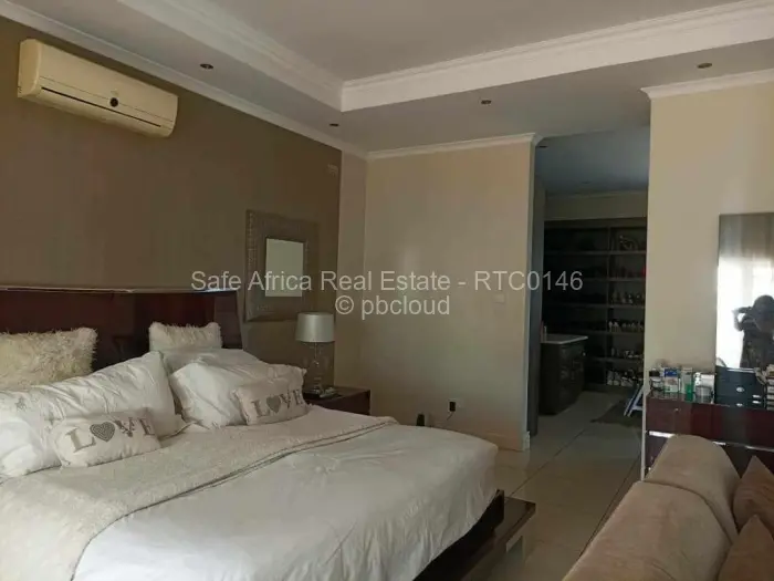 5 Bedroom House for Sale in Alexandra Park, Harare