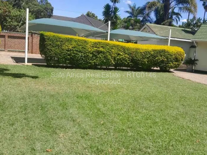 5 Bedroom House for Sale in Alexandra Park, Harare