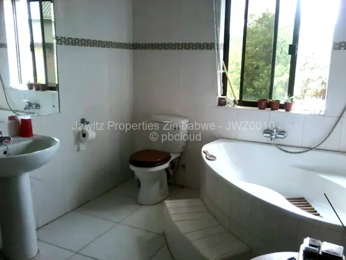 3 Bedroom House for Sale in Kambanji, Harare
