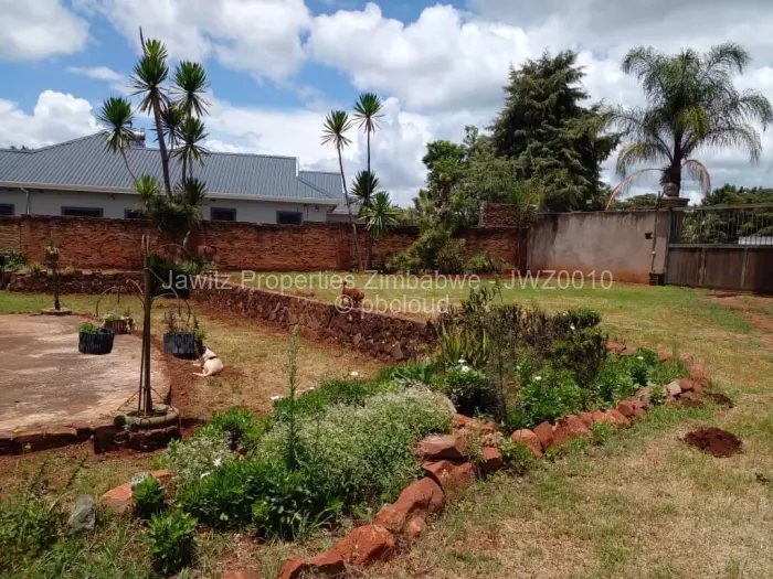 3 Bedroom House for Sale in Kambanji, Harare