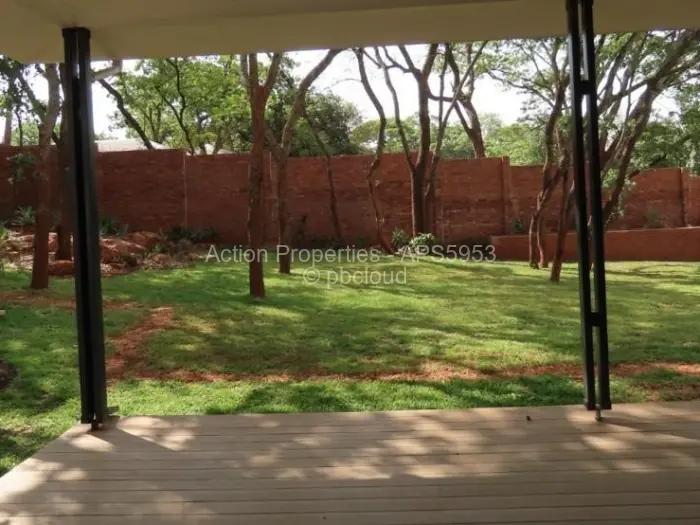 Townhouse/Cluster to Rent in Chisipite, Harare