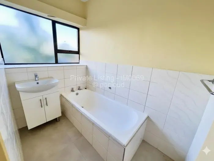 Townhouse/Cluster to Rent in Strathaven