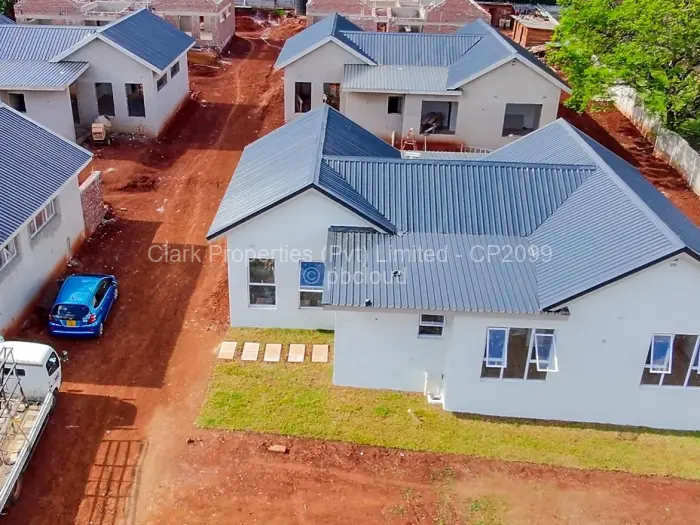 Townhouse/Cluster for Sale in Borrowdale Brooke, Harare