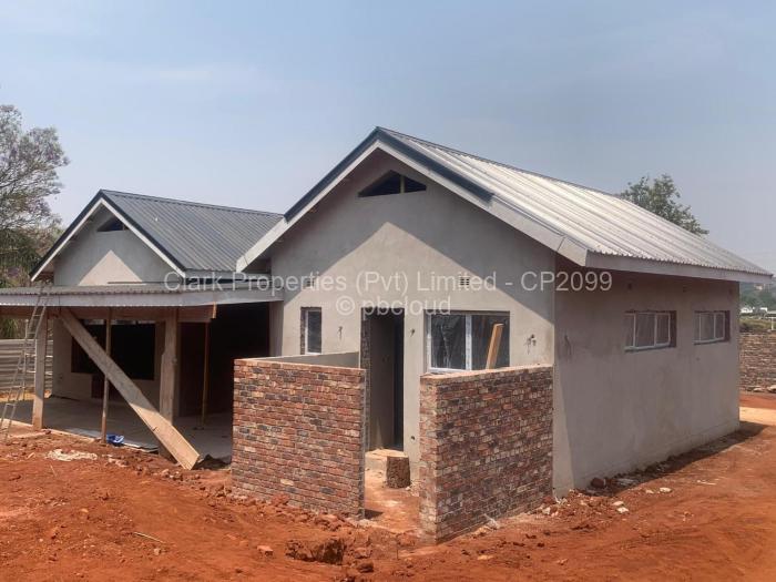 Townhouse/Cluster for Sale in Borrowdale Brooke, Harare