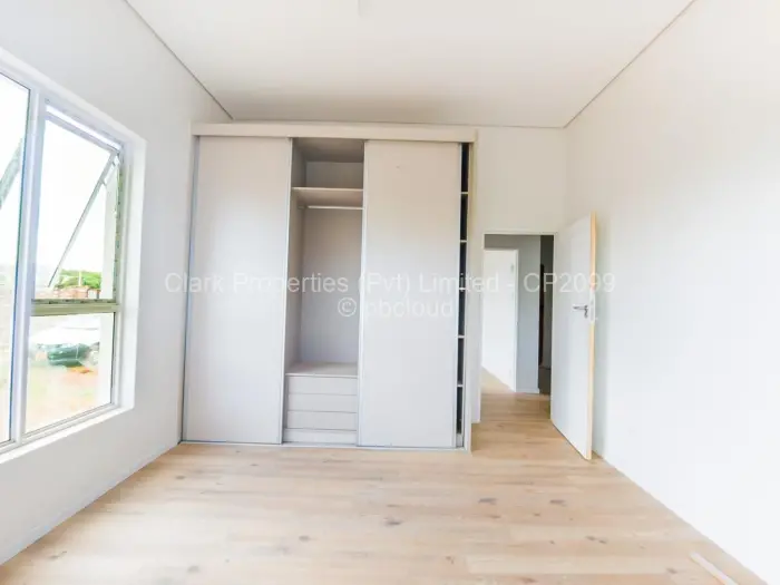 Townhouse/Cluster for Sale in Borrowdale Brooke, Harare