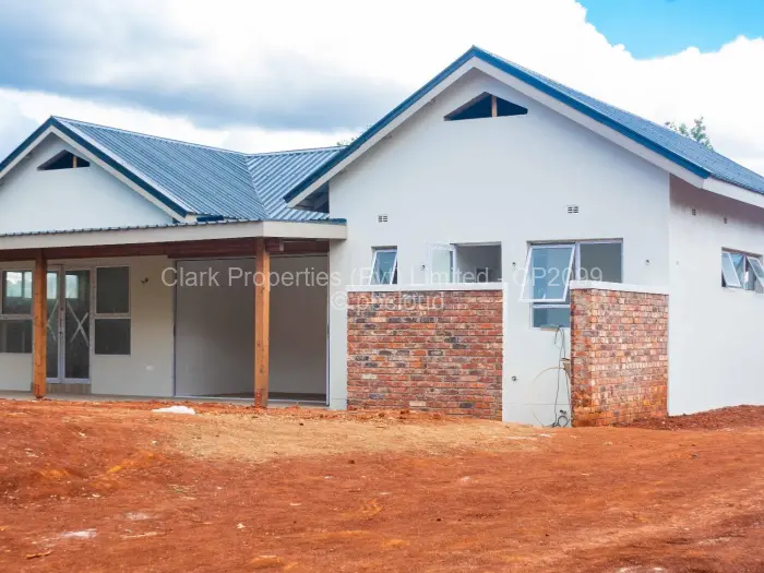 Townhouse/Cluster for Sale in Borrowdale Brooke, Harare