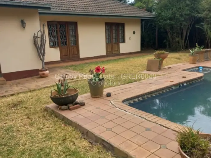 3 Bedroom House to Rent in Alexandra Park