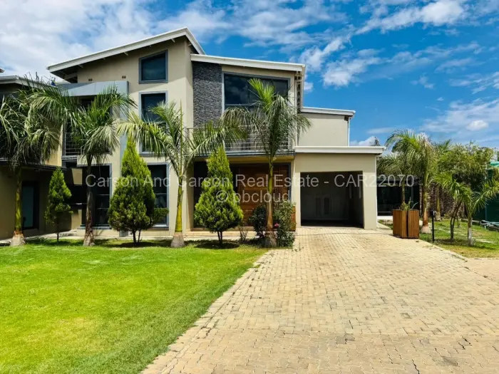 4 Bedroom House to Rent in Highlands