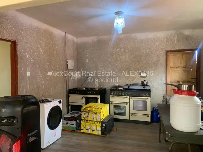 4 Bedroom House for Sale in Madokero Estates, Harare