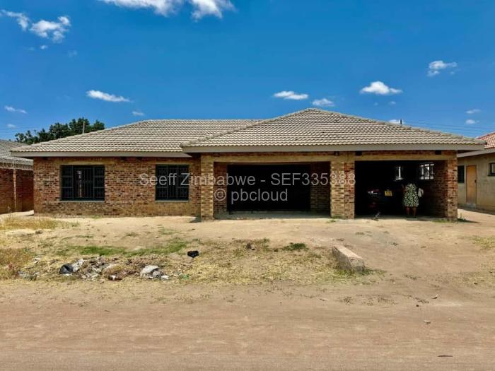 3 Bedroom House for Sale in Mainway Meadows, Harare