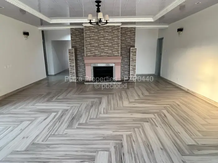 5 Bedroom House for Sale in Windsor Park, Ruwa