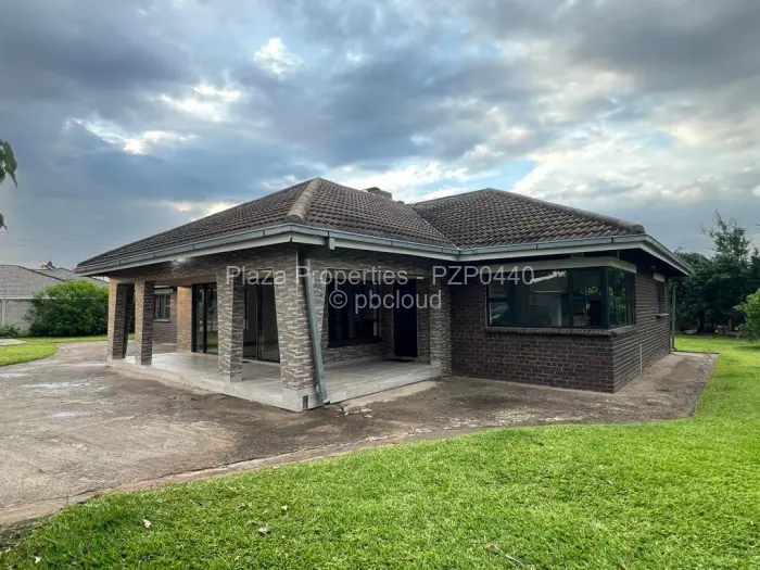 5 Bedroom House for Sale in Windsor Park, Ruwa