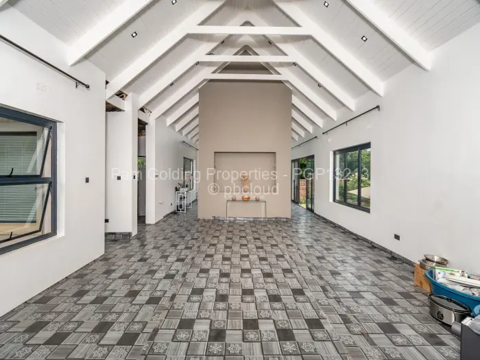 Townhouse/Cluster for Sale in Borrowdale Brooke, Harare