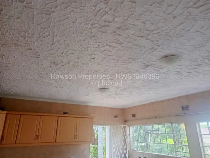 5 Bedroom House for Sale in Chinhoyi, Chinhoyi