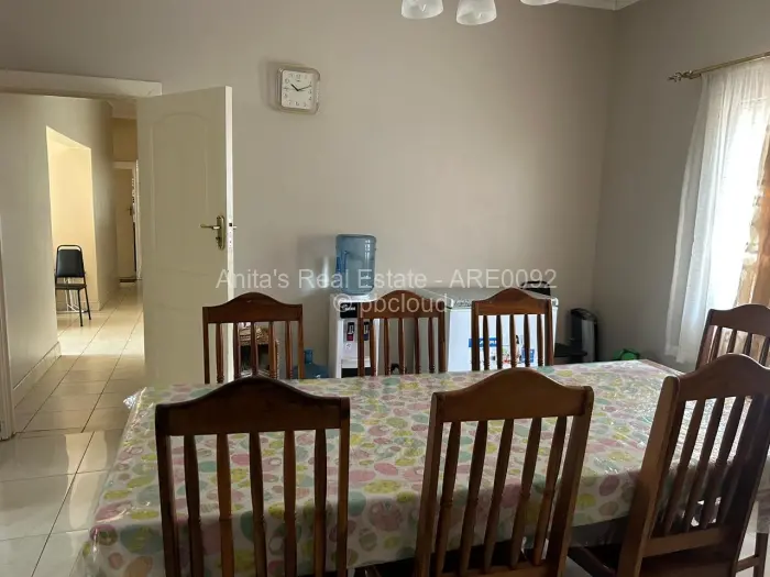 4 Bedroom House for Sale in Kumalo, Bulawayo