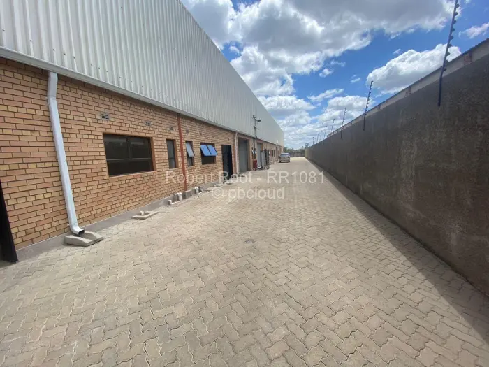 Warehouse/Industrial to Rent in Sunway City, Harare