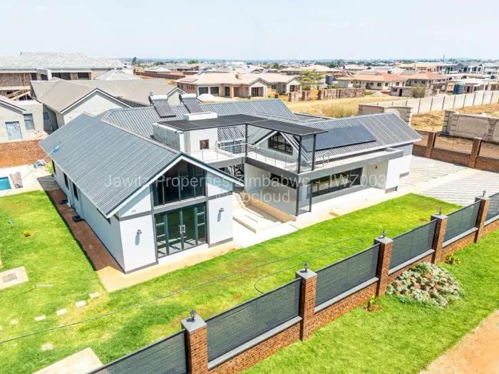 5 Bedroom House for Sale in Mount Pleasant Heights, Harare