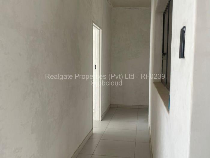 5 Bedroom House for Sale in Burnside, Bulawayo