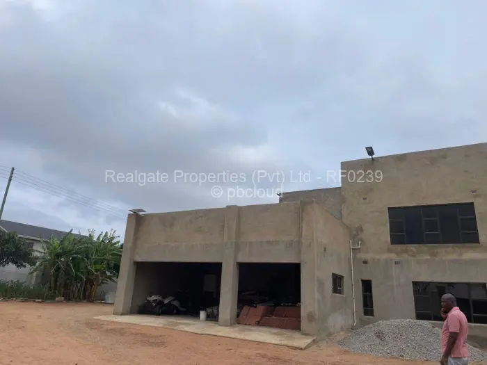 5 Bedroom House for Sale in Burnside, Bulawayo