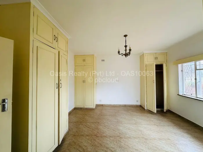 5 Bedroom House to Rent in Mount Pleasant
