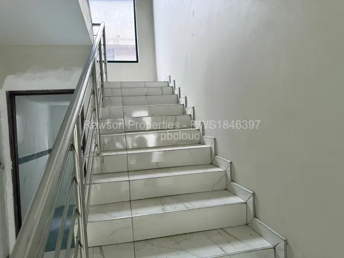 Flat/Apartment for Sale in Greenvale, Gweru