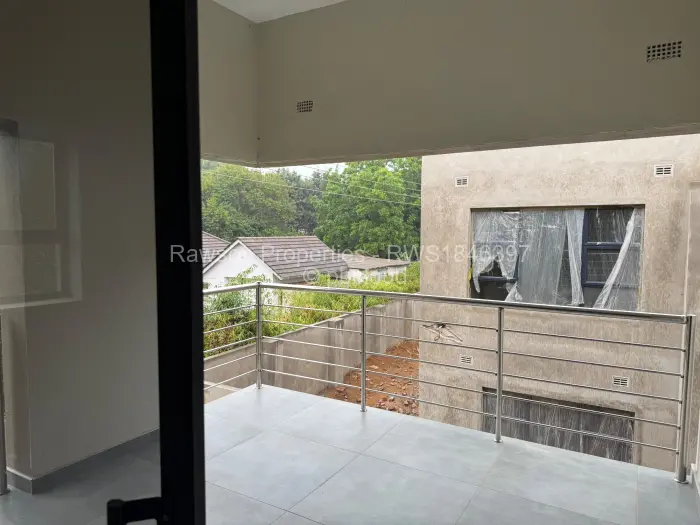 Flat/Apartment for Sale in Greenvale, Gweru