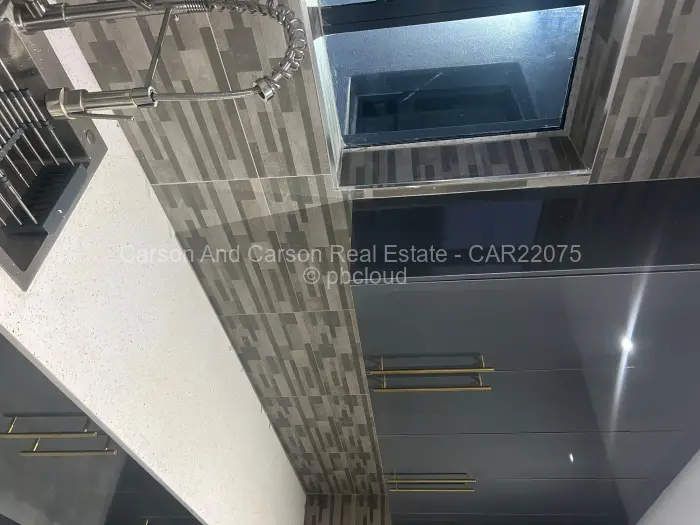 5 Bedroom House for Sale in Mount Pleasant Heights, Harare