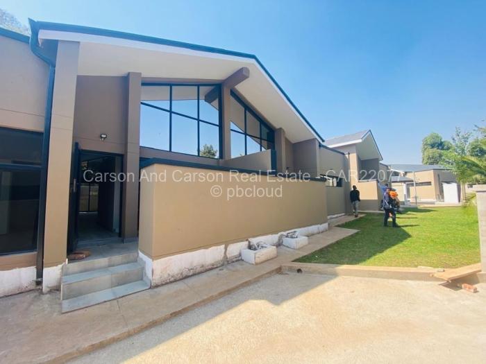 Townhouse/Cluster to Rent in Avondale West, Harare